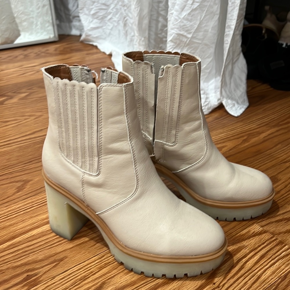 Nude platform bootie 6.5